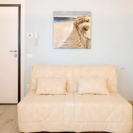 Fronte Mura Castellane - Le Ortensie Di Liliana Daire